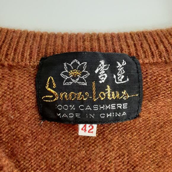 Vintage 70s 100% Cashmere Sweater V Neck Mens 42 Pumpkin Spice Quiet Luxury - Picture 6 of 9